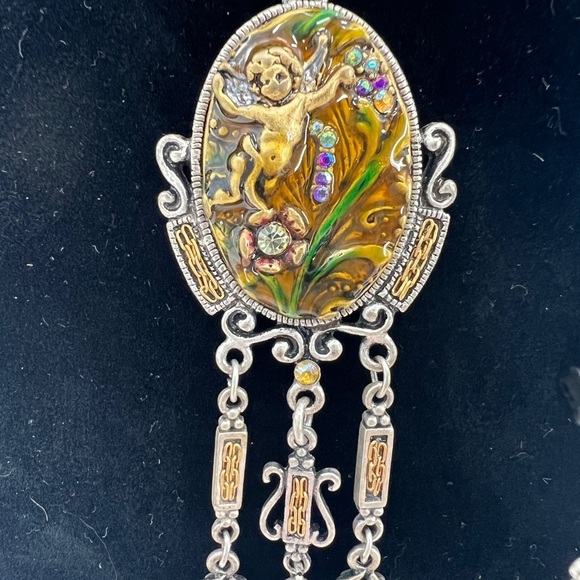 Cherub Pendant necklace and matching earrings Vintage Unsigned - Picture 3 of 10